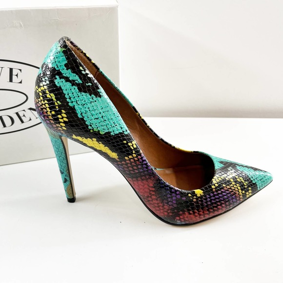 Steve Madden | Shoes | Steve Madden Pointed Toe Stiletto Leather Pumps ...